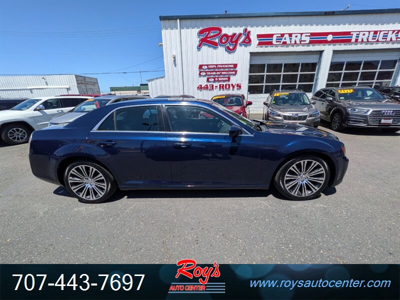 2014 Chrysler 300 Series S - Photo 2 - Eureka, CA 95501