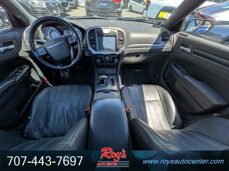 2014 Chrysler 300 Series S - Photo 13 - Eureka, CA 95501