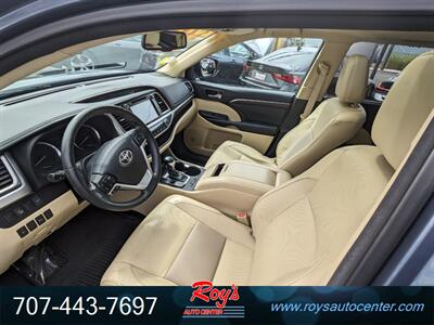 2015 Toyota Highlander Limited   - Photo 21 - Eureka, CA 95501