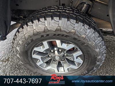 2016 Toyota Tacoma TRD Sport  4WD - Photo 9 - Eureka, CA 95501