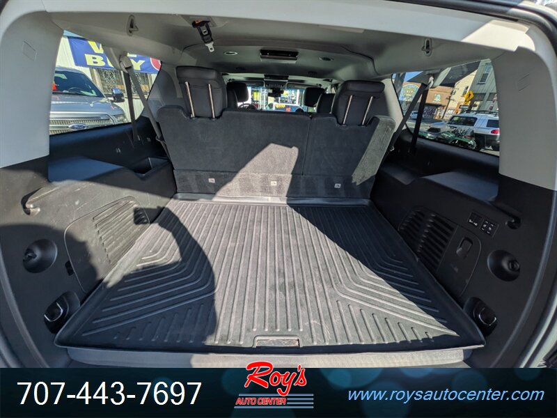 2019 Cadillac Escalade ESV Premium Luxury 4WD - Photo 22 - Eureka, CA 95501