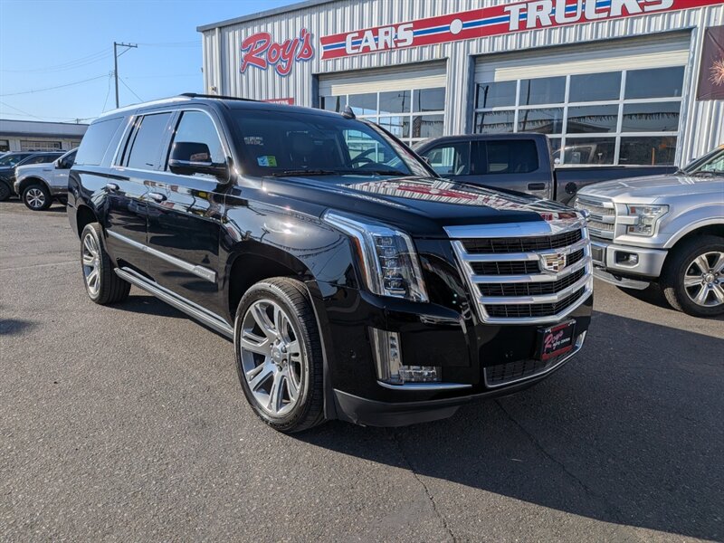2019 Cadillac Escalade ESV Premium Luxury  4WD
