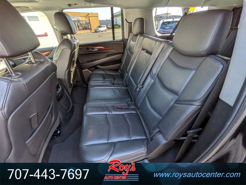 2019 Cadillac Escalade ESV Premium Luxury 4WD - Photo 23 - Eureka, CA 95501