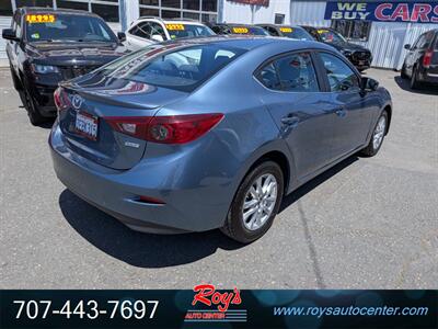 2014 Mazda Mazda3 i Touring   - Photo 8 - Eureka, CA 95501