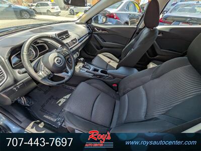 2014 Mazda Mazda3 i Touring   - Photo 17 - Eureka, CA 95501
