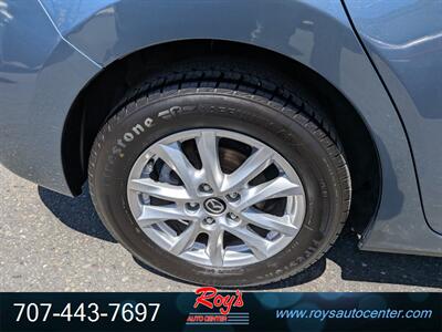 2014 Mazda Mazda3 i Touring   - Photo 9 - Eureka, CA 95501