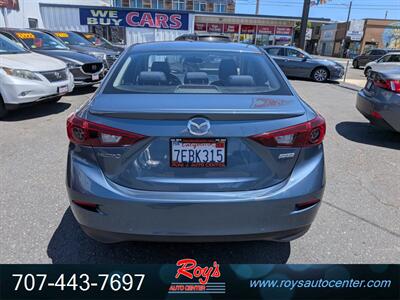 2014 Mazda Mazda3 i Touring   - Photo 7 - Eureka, CA 95501