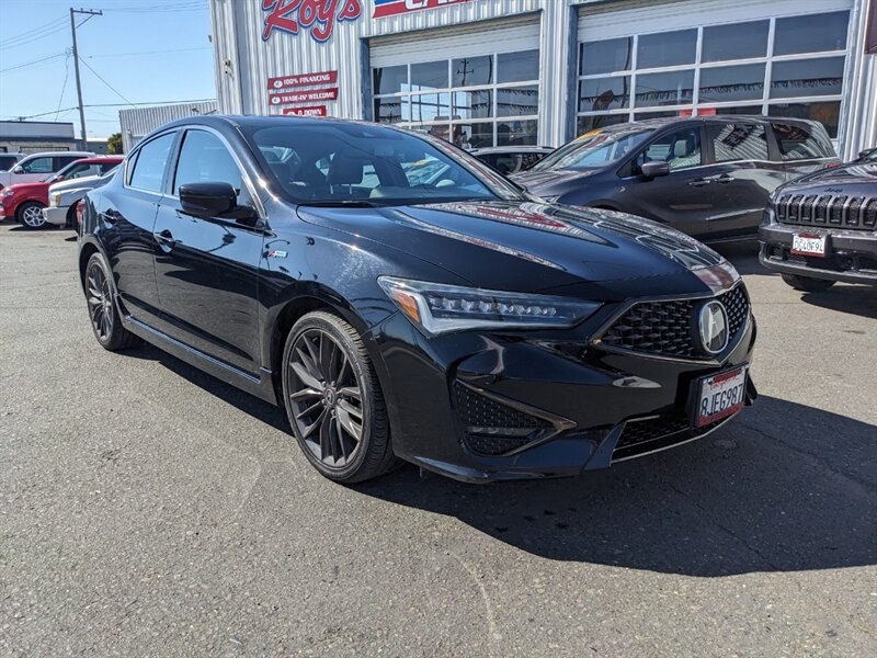 2019 Acura ILX w/Premium w/A-SPEC  