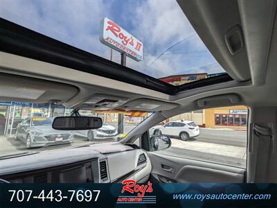 2017 Toyota Sienna XLE 7-Passenger  AWD - Photo 22 - Eureka, CA 95501