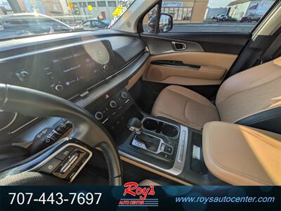 2022 Kia Carnival LX - Photo 23 - Eureka, CA 95501