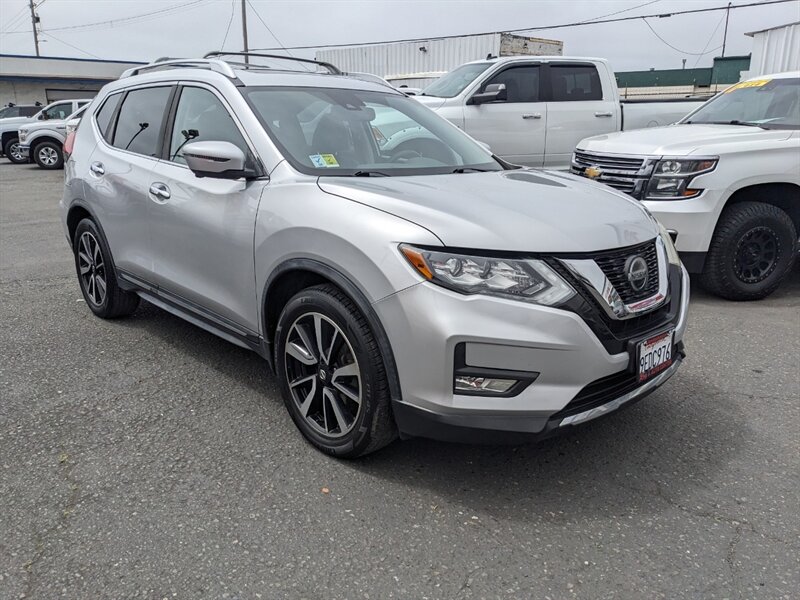 2018 Nissan Rogue SL  