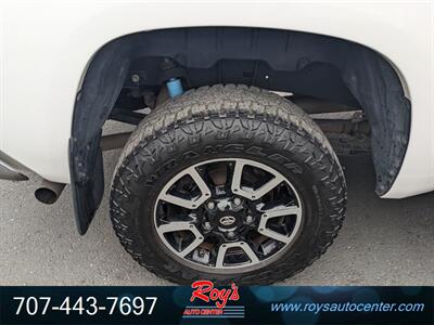 2017 Toyota Tundra SR5  4WD - Photo 17 - Eureka, CA 95501