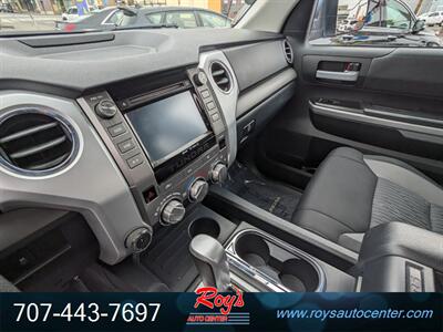 2017 Toyota Tundra SR5  4WD - Photo 26 - Eureka, CA 95501