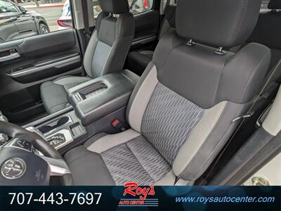 2017 Toyota Tundra SR5  4WD - Photo 24 - Eureka, CA 95501