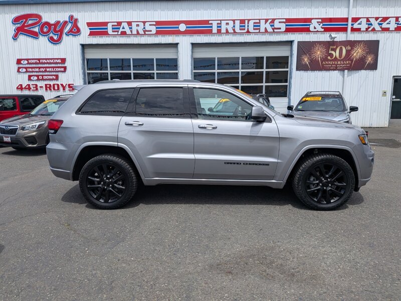 2018 Jeep Grand Cherokee Altitude  4WD