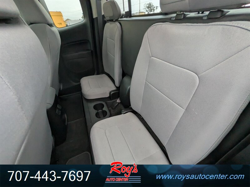 2017 Chevrolet Colorado LT 4WD - Photo 21 - Eureka, CA 95501