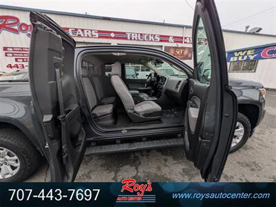 2017 Chevrolet Colorado LT 4WD - Photo 16 - Eureka, CA 95501