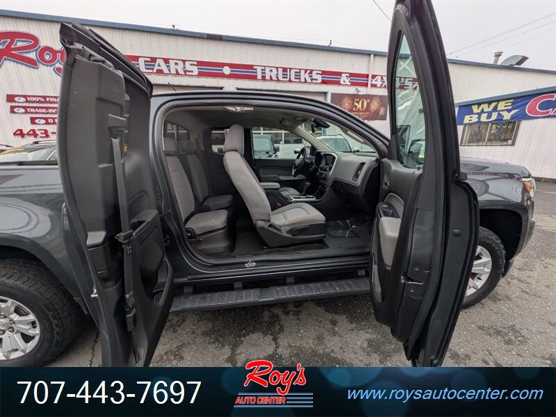 2017 Chevrolet Colorado LT 4WD - Photo 16 - Eureka, CA 95501