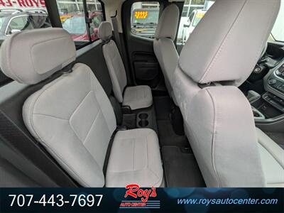 2017 Chevrolet Colorado LT 4WD - Photo 17 - Eureka, CA 95501