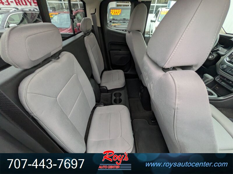 2017 Chevrolet Colorado LT 4WD - Photo 17 - Eureka, CA 95501