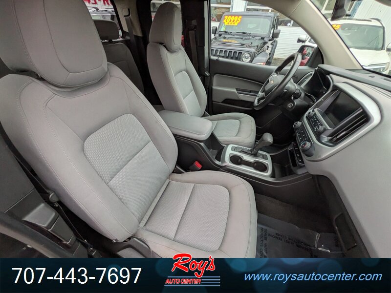 2017 Chevrolet Colorado LT 4WD - Photo 12 - Eureka, CA 95501