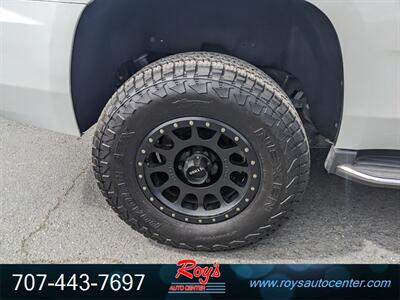 2017 Chevrolet Tahoe Premier  4WD - Photo 10 - Eureka, CA 95501