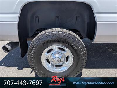 2000 Dodge Ram 2500 SLT  4WD - Photo 9 - Eureka, CA 95501
