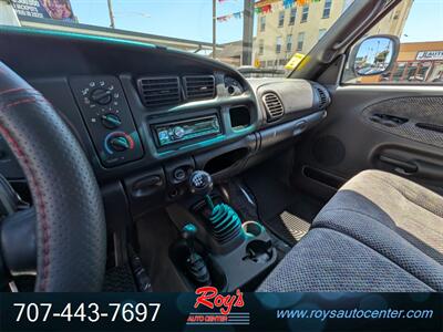 2000 Dodge Ram 2500 SLT  4WD - Photo 24 - Eureka, CA 95501