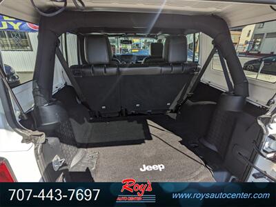 2016 Jeep Wrangler Unlimited Rubicon  4WD - Photo 19 - Eureka, CA 95501