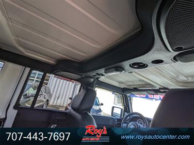 2016 Jeep Wrangler Unlimited Rubicon  4WD - Photo 17 - Eureka, CA 95501