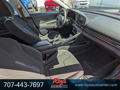 2021 Hyundai ELANTRA SEL   - Photo 9 - Eureka, CA 95501