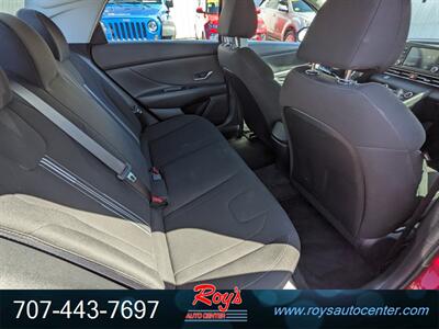 2021 Hyundai ELANTRA SEL   - Photo 11 - Eureka, CA 95501