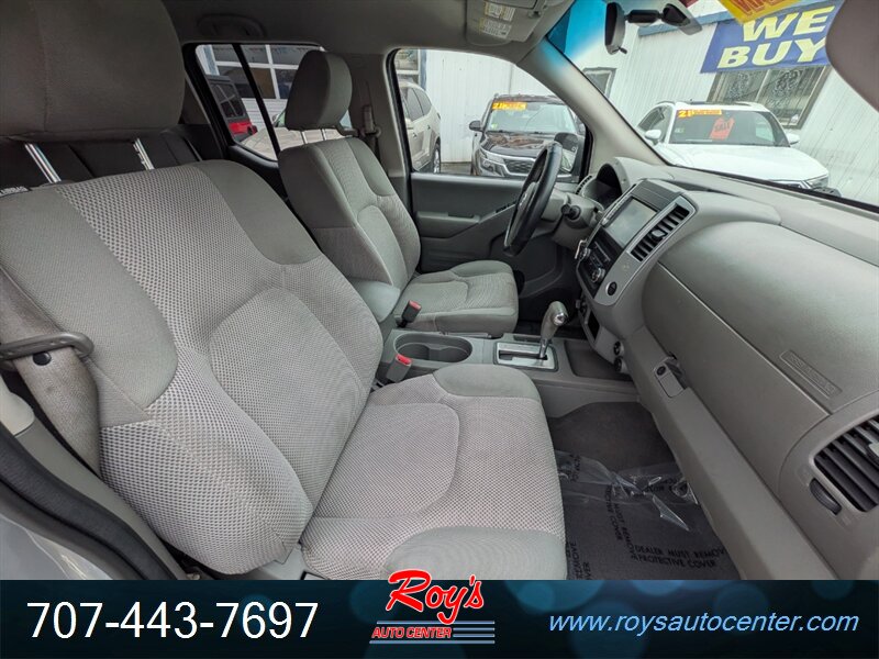 2019 Nissan Frontier SV 4WD - Photo 11 - Eureka, CA 95501