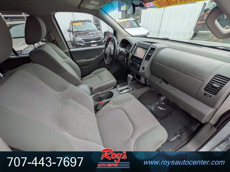 2019 Nissan Frontier SV 4WD - Photo 12 - Eureka, CA 95501