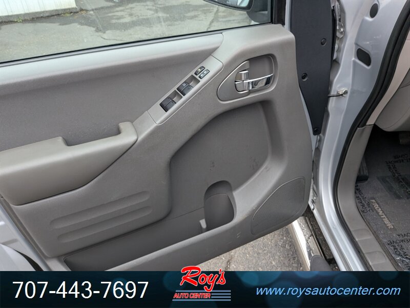 2019 Nissan Frontier SV 4WD - Photo 24 - Eureka, CA 95501