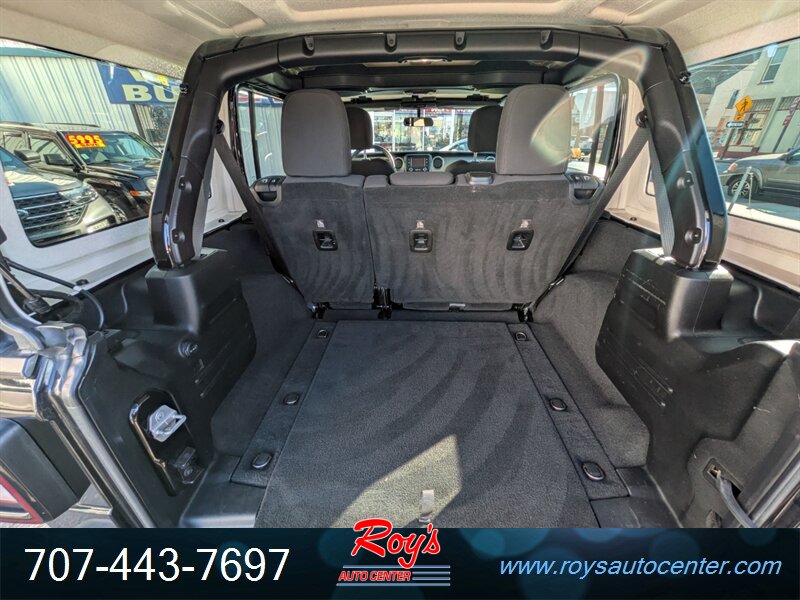 2018 Jeep Wrangler Unlimited Sport 4WD - Photo 15 - Eureka, CA 95501