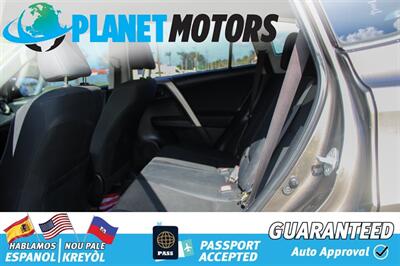 2015 Toyota RAV4 LE   - Photo 21 - West Palm Beach, FL 33415