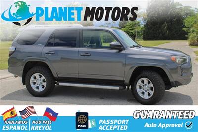 2015 Toyota 4Runner SR5   - Photo 15 - West Palm Beach, FL 33415