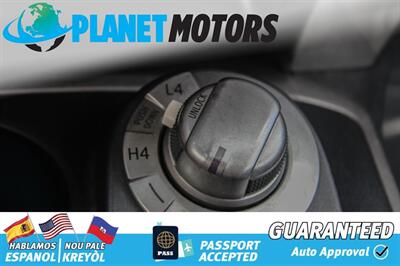 2015 Toyota 4Runner SR5   - Photo 29 - West Palm Beach, FL 33415