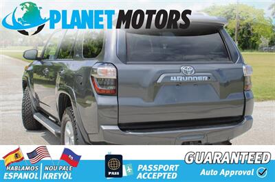 2015 Toyota 4Runner SR5   - Photo 8 - West Palm Beach, FL 33415