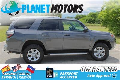 2015 Toyota 4Runner SR5   - Photo 13 - West Palm Beach, FL 33415