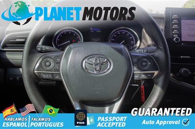 2021 Toyota Camry LE   - Photo 12 - West Palm Beach, FL 33415