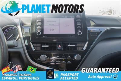 2021 Toyota Camry LE   - Photo 14 - West Palm Beach, FL 33415