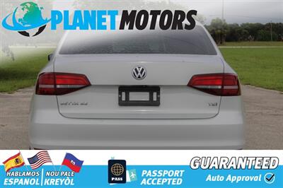 2017 Volkswagen Jetta 1.4T SE   - Photo 4 - West Palm Beach, FL 33415