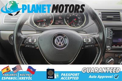 2017 Volkswagen Jetta 1.4T SE   - Photo 12 - West Palm Beach, FL 33415