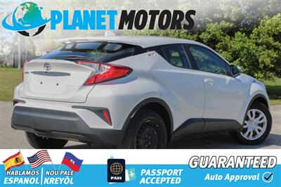 2021 Toyota C-HR LE   - Photo 5 - West Palm Beach, FL 33415