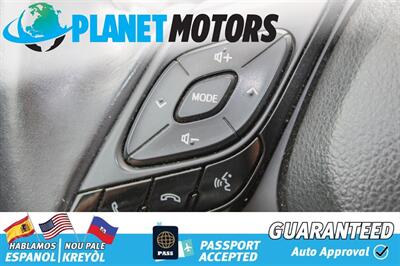 2019 Toyota C-HR LE   - Photo 31 - West Palm Beach, FL 33415