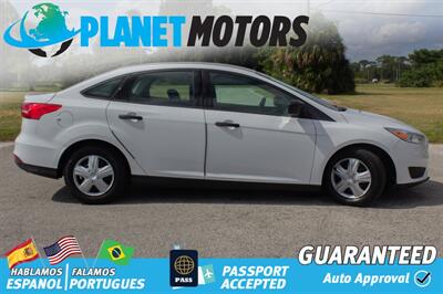 2018 Ford Focus S   - Photo 6 - West Palm Beach, FL 33415