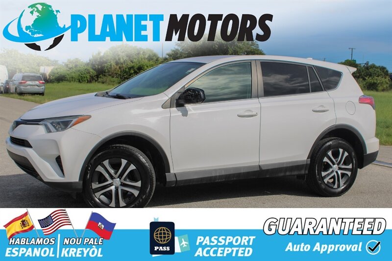 2018 Toyota RAV4 LE  