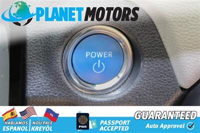 2020 Toyota RAV4 Hybrid XLE   - Photo 30 - West Palm Beach, FL 33415